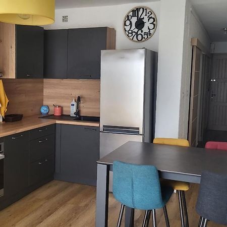Adorable Petit Appartement Avec Magnifique Vue Sur Le Port De Canet 外观 照片